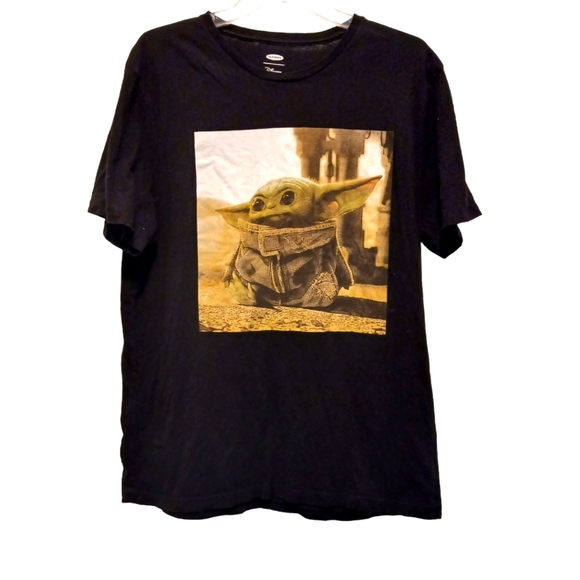 Old Navy Disney Adult Size L Black Mandalorian, Grogu, Baby Yoda T-Shirt - Picture 1 of 5